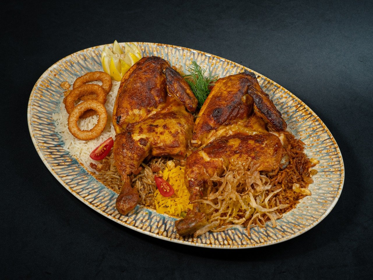 دجاجة كاملة مع الأرز